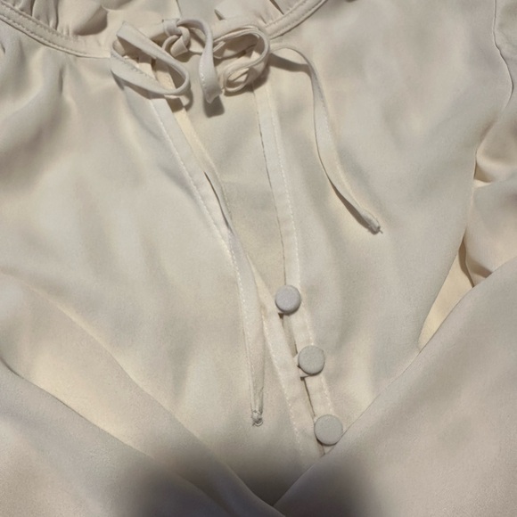 LOFT Cream Ruffled Blouse - Picture 4 of 5